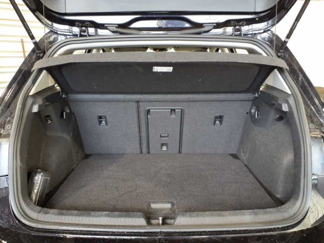 Golf VIII 2.0 TDI DSG MOVE LED+AHK+PANO+HUD+NAVI