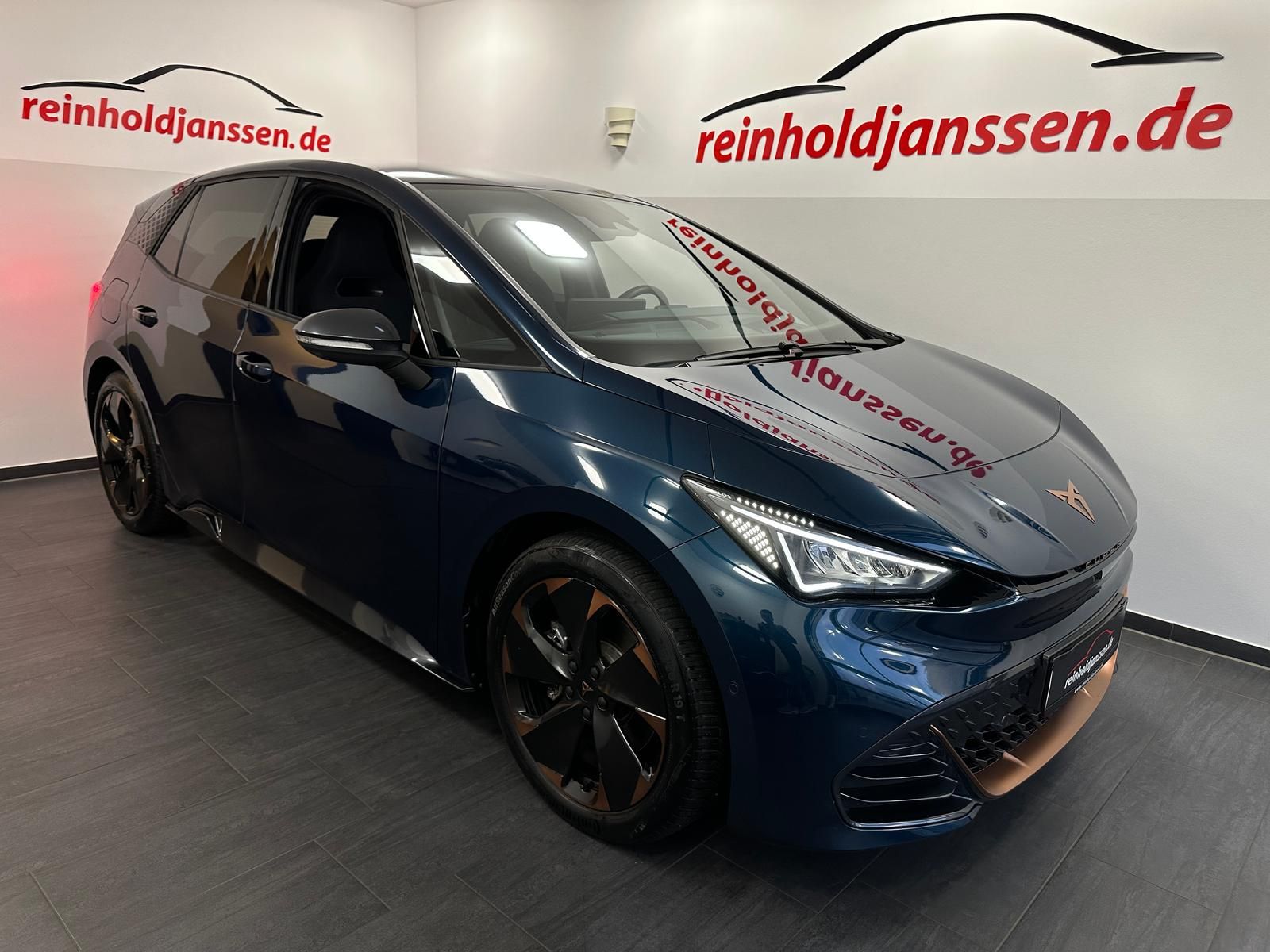 Cupra Born 170 kW ACC HUD 360° Wärmepumpe Massage LED
