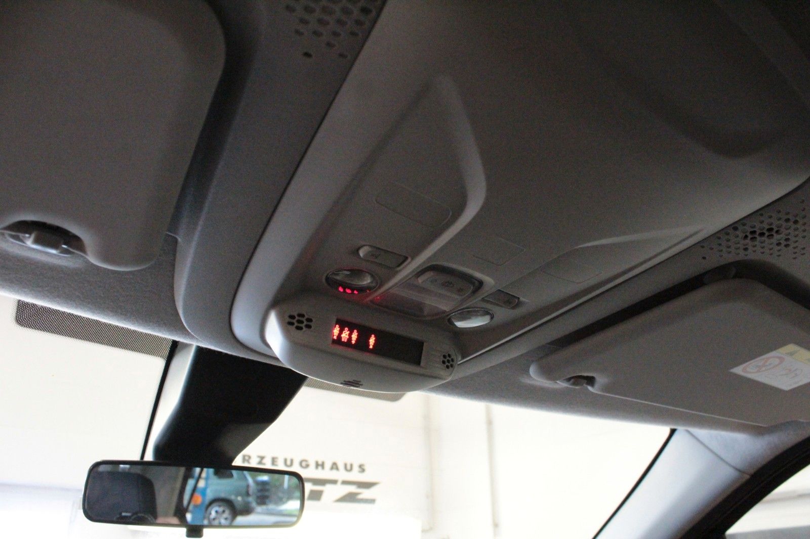 Fahrzeugabbildung Citroën Berlingo Kombi , 1.2 PureTech 110 2  Schiebtüren
