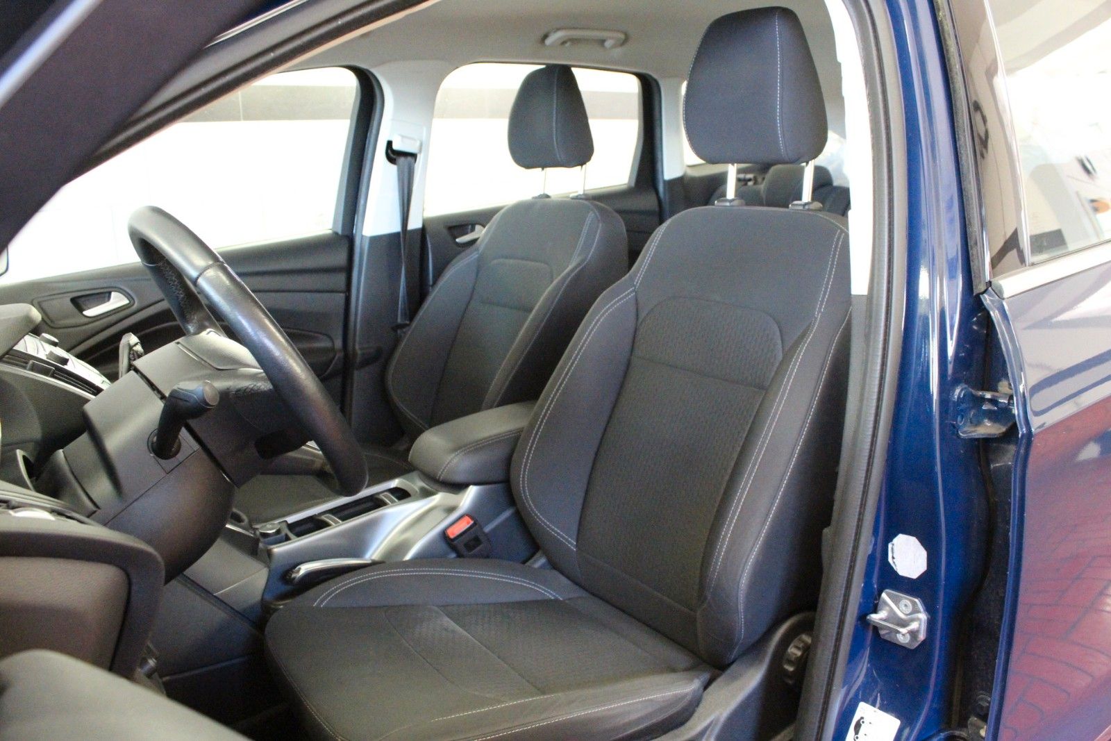 Fahrzeugabbildung Ford Kuga 1,5 Trend 4x2 Gewerbespecial