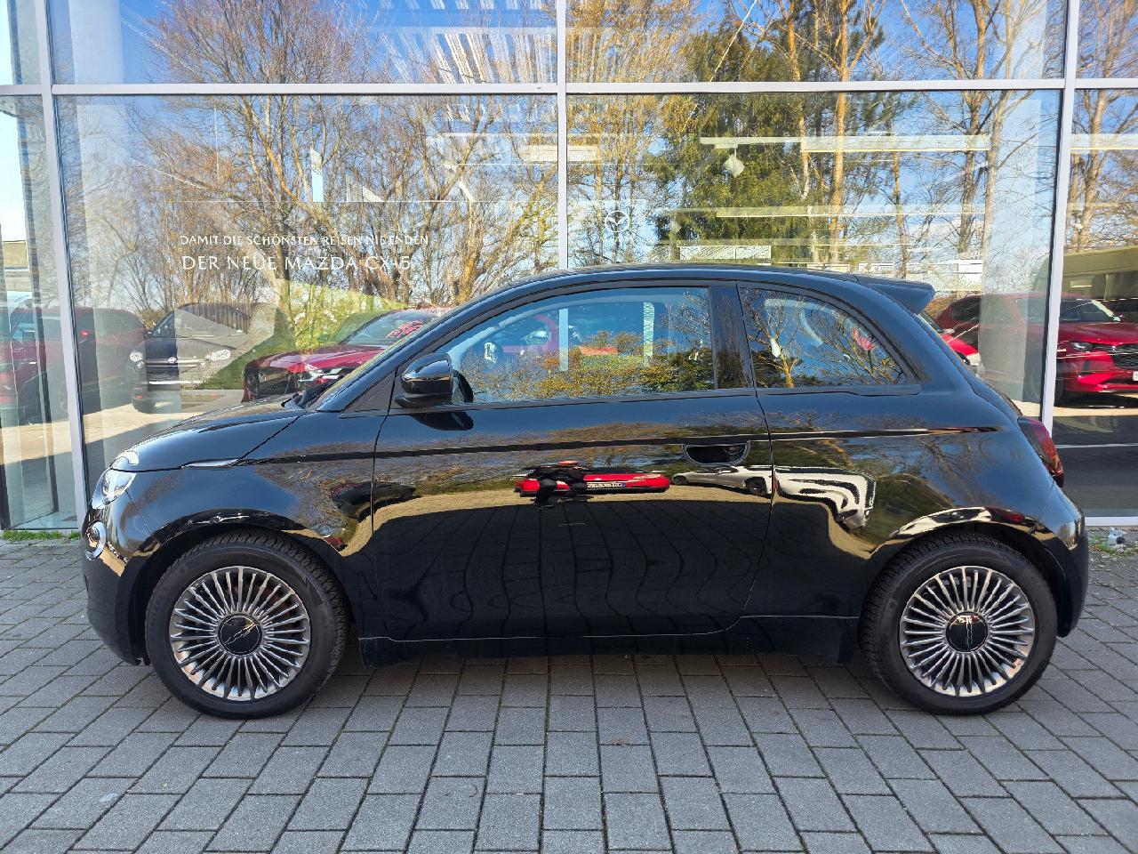 Fiat 500e 42Kw Icon RFKamera Navi Keyless Alu BT...