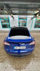 Tesla Model Y Long Range Dual Motor AWD Long Range - Tesla Model Y in Bochum