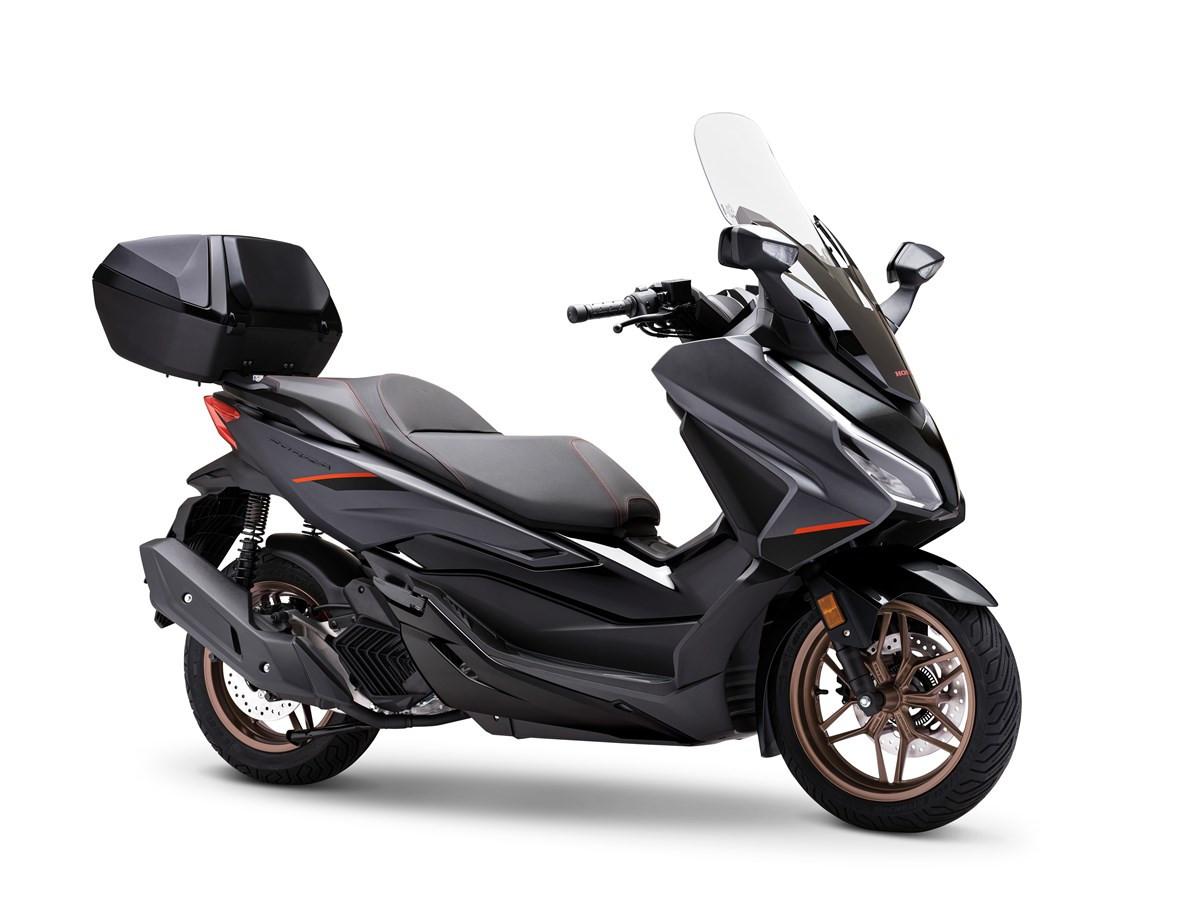 Honda Forza 125 Special Edition - im Showroom!