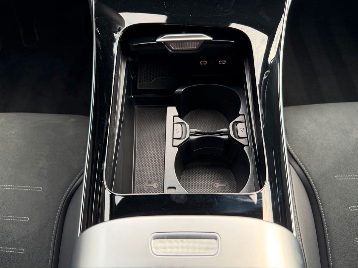 Fahrzeugabbildung Mercedes-Benz C 220 T d 4M AMG Night+AHK+Ambiente+TOTW+Winterp