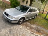 Skoda Octavia 1.6 SR Tüv&Service& Allwetterreifen Neu  - Skoda Octavia aus 2001