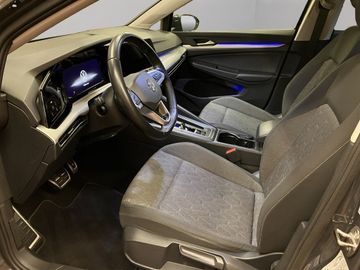 Volkswagen Golf - 9