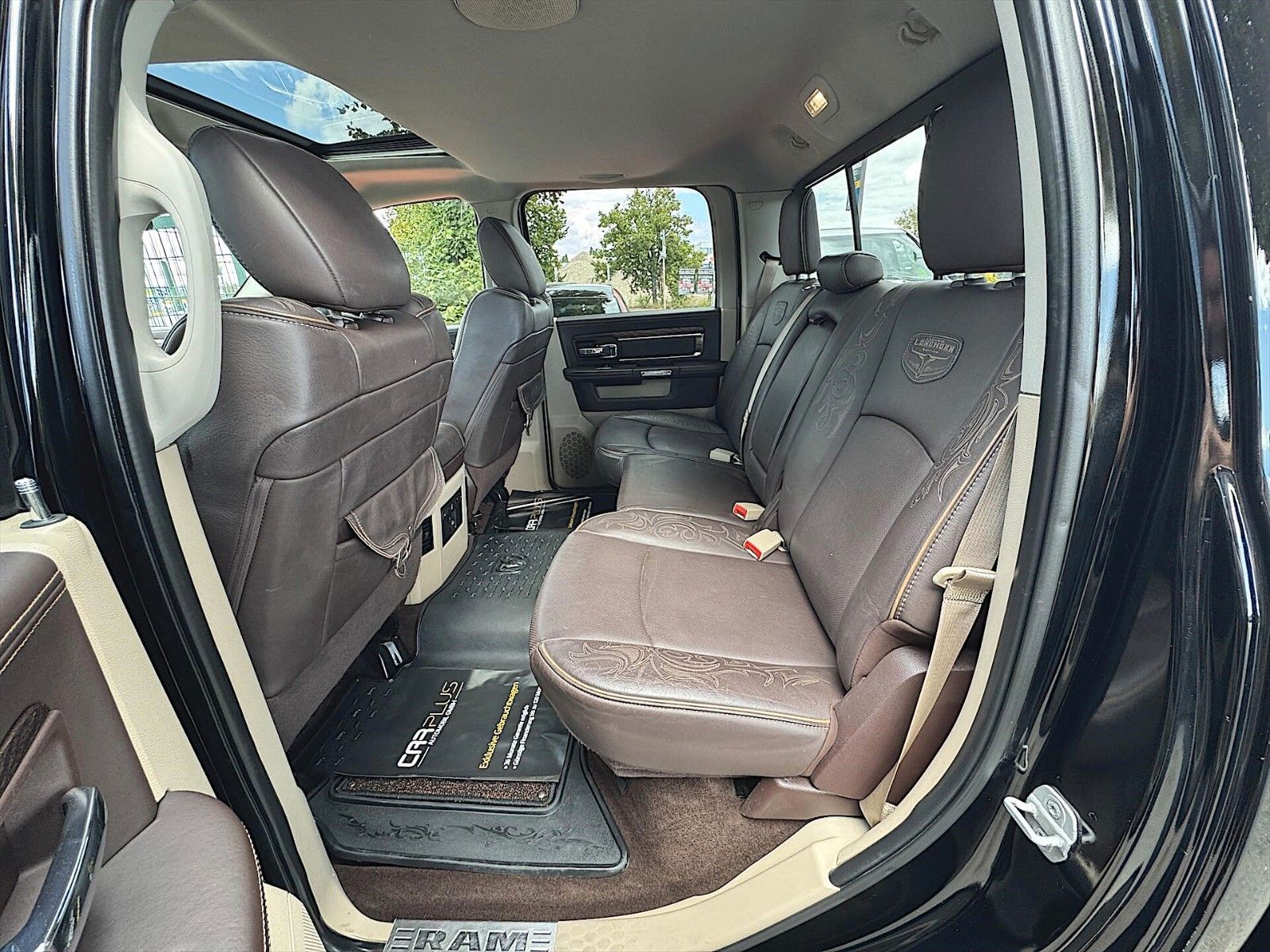 Fahrzeugabbildung Dodge RAM 5.7 V8 HEMI LARAMIE LONGHORN RAM BOX  LPG