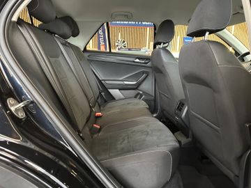 Volkswagen T-Roc Style *1. Hand*Klima*SHZ*AppConnect*DAB*BT