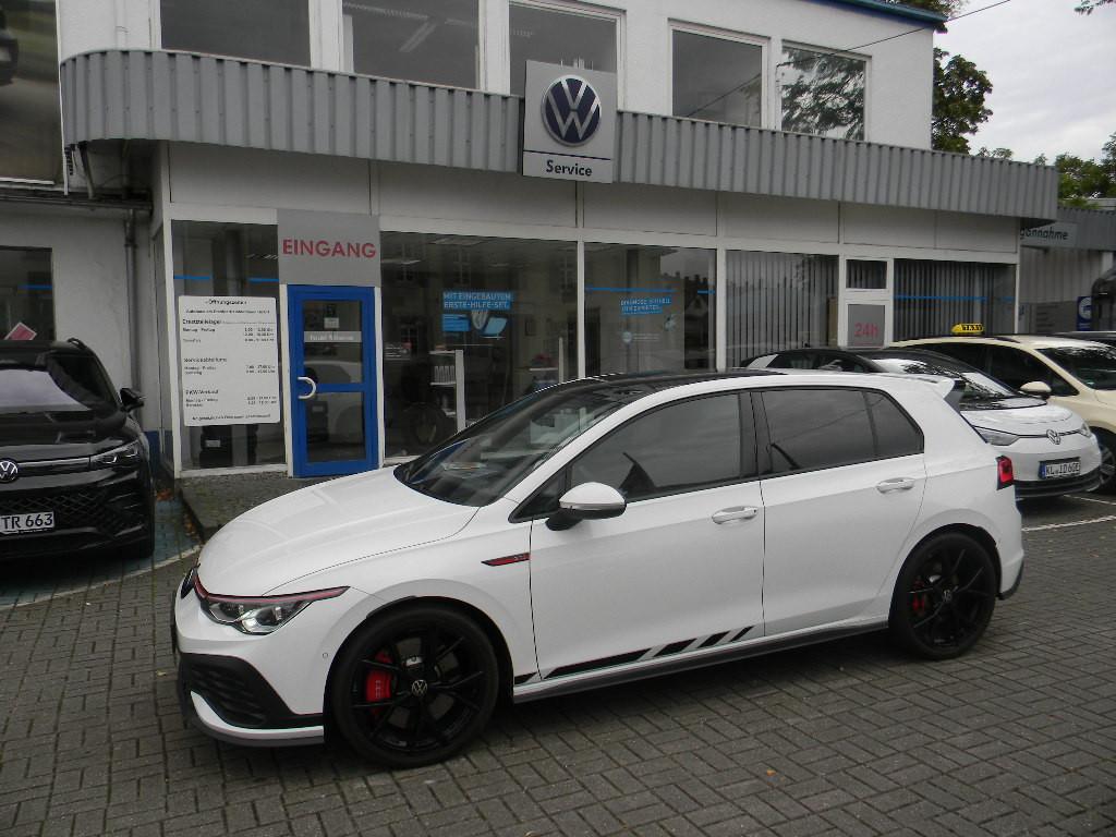 Volkswagen Golf VIII Lim. GTI Clubsport  2,0 TSI DSG PANO,K