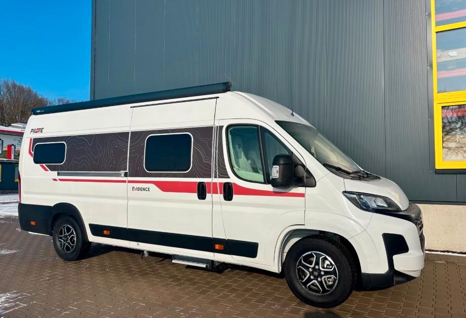 Pilote V630J Evidence Lithium*Automatik*MJ2026