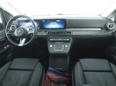 Fahrzeugabbildung Mercedes-Benz V 300 dD AVA Extral DISTRONIC Standheiz