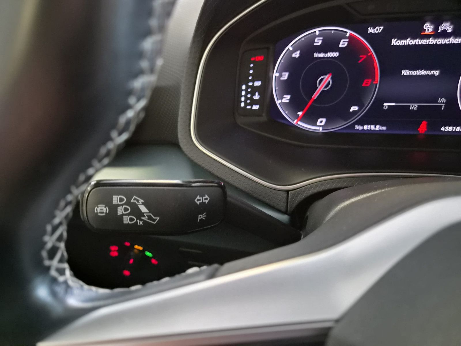 Fahrzeugabbildung SEAT Arona Xperience / KAMERA / CARPLAY/NAVI