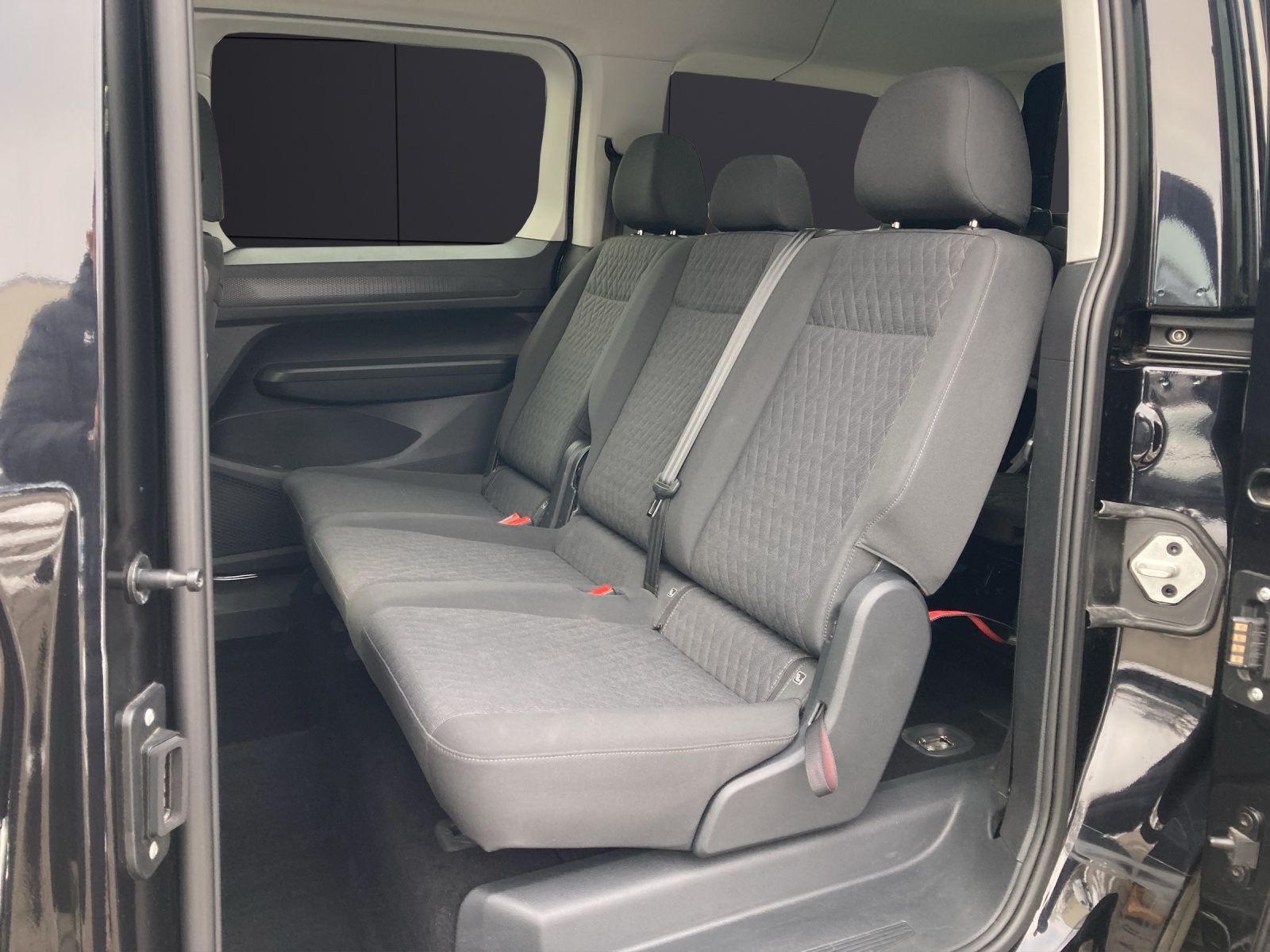 Fahrzeugabbildung Volkswagen Caddy TSI  Life Maxi 7-Si LED GRA LM