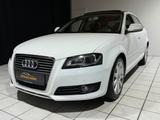 Audi A3 Sportback 2.0 TDI Aut. *PANO*NAVI*LEDER*XENON - Audi A3 aus 2010: 2.0