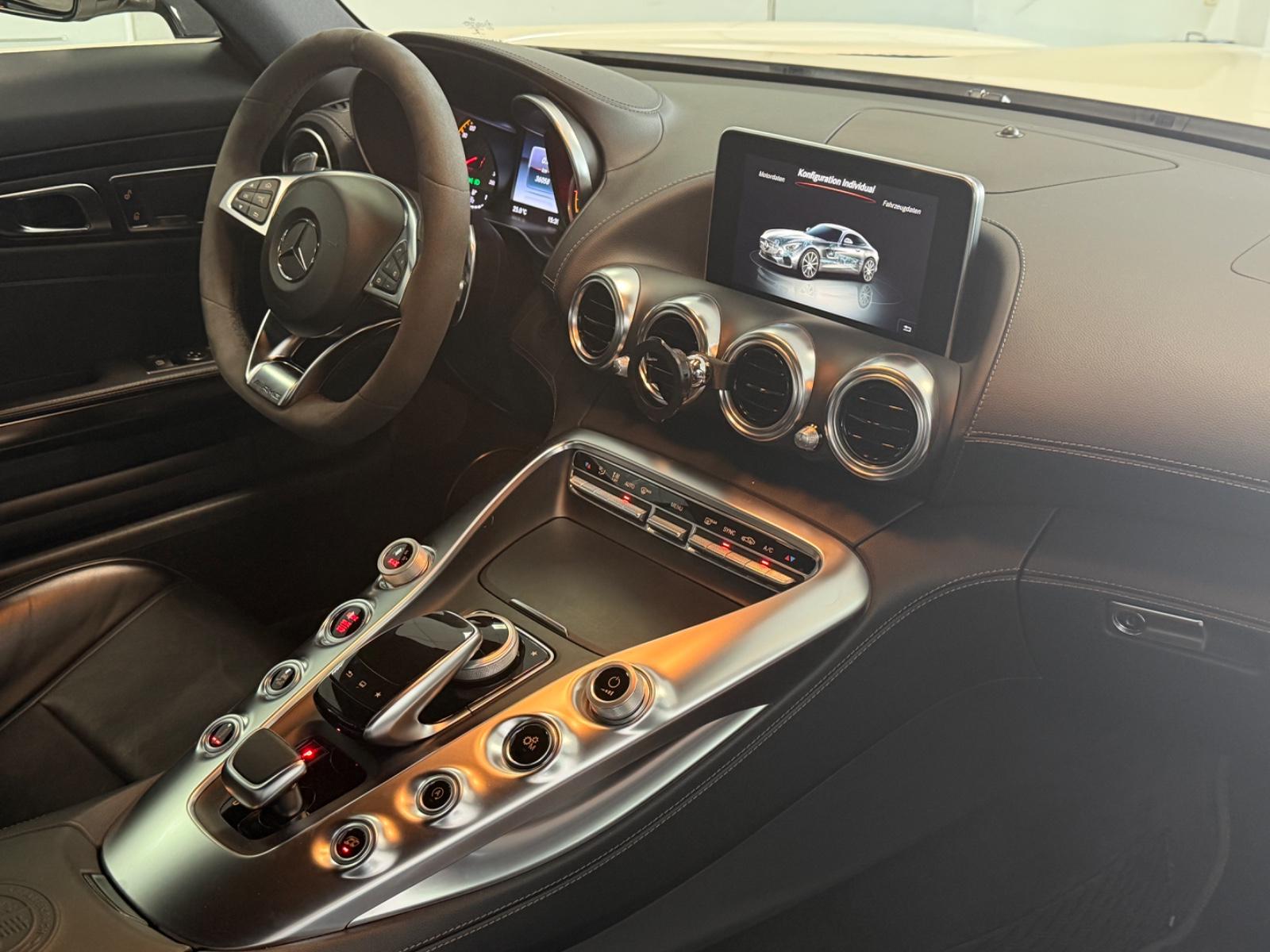 Mercedes-Benz AMG GT S Coupe V8*ACC*PERFORMANCE*BUR*DYNAMIC+