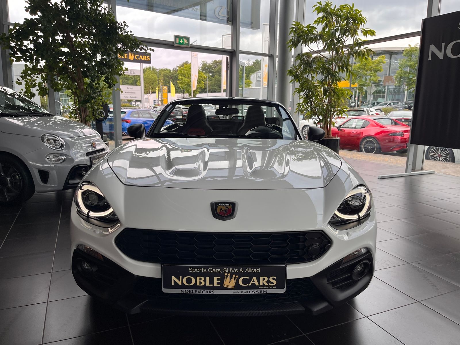 Fahrzeugabbildung Abarth 124 Spider Turismo LED DAB LEDER NAV SHZ