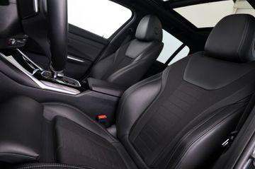 BMW 330d xDrive Touring Sport Line M-Lenkrad AHK 19"