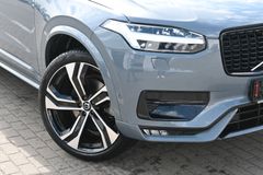 Fahrzeugabbildung Volvo XC90 B5 R-Design AWD *360*HU*STHZ*Pano*B&W