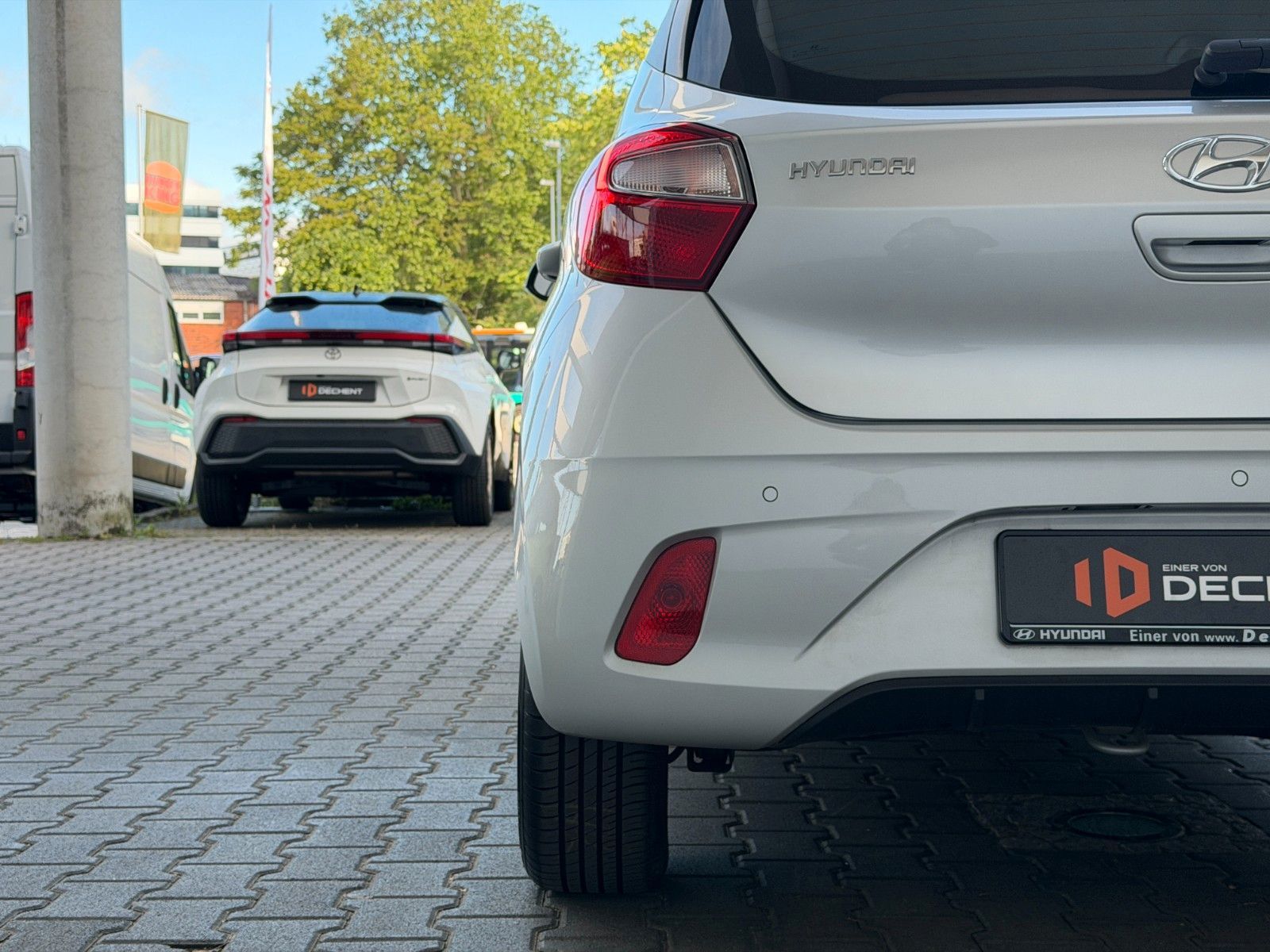 Fahrzeugabbildung Hyundai i10 1.2 Trend SHZ,PDC,AUT,DynLicht,FLA,LM,SpurH
