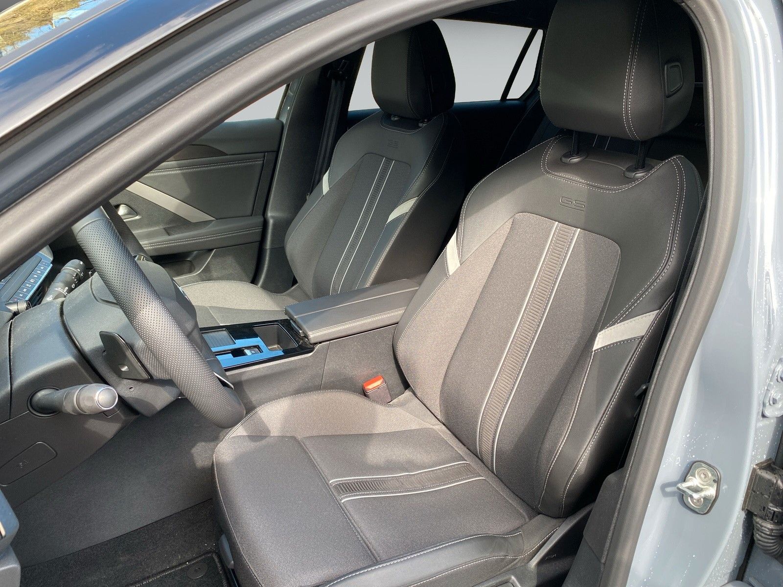 Fahrzeugabbildung Opel Astra L Sports Tourer GS