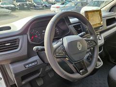 Fahrzeugabbildung Trafic Combi L1H1 3,0t Authentic 2.0 BLUE dCi 11