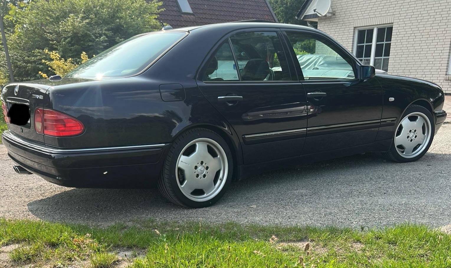 Mercedes-Benz E 50 AMG AMG