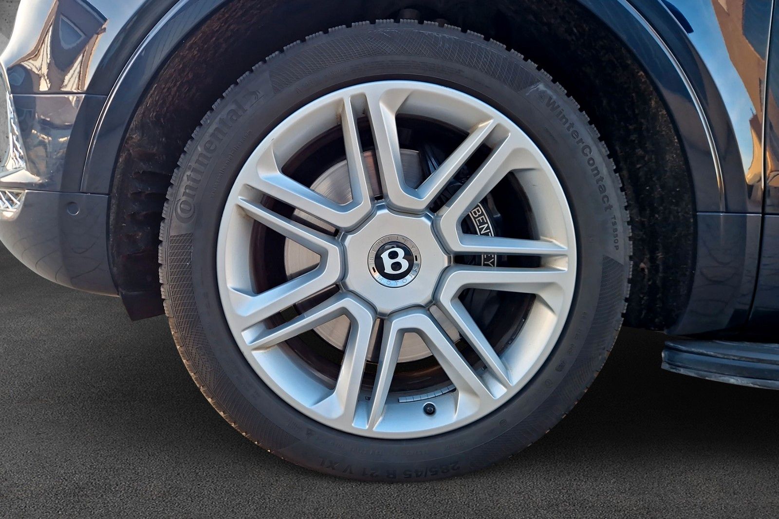 Fahrzeugabbildung Bentley Bentayga V8 Diesel*Massage*AHK*Schiebedach*VOLL