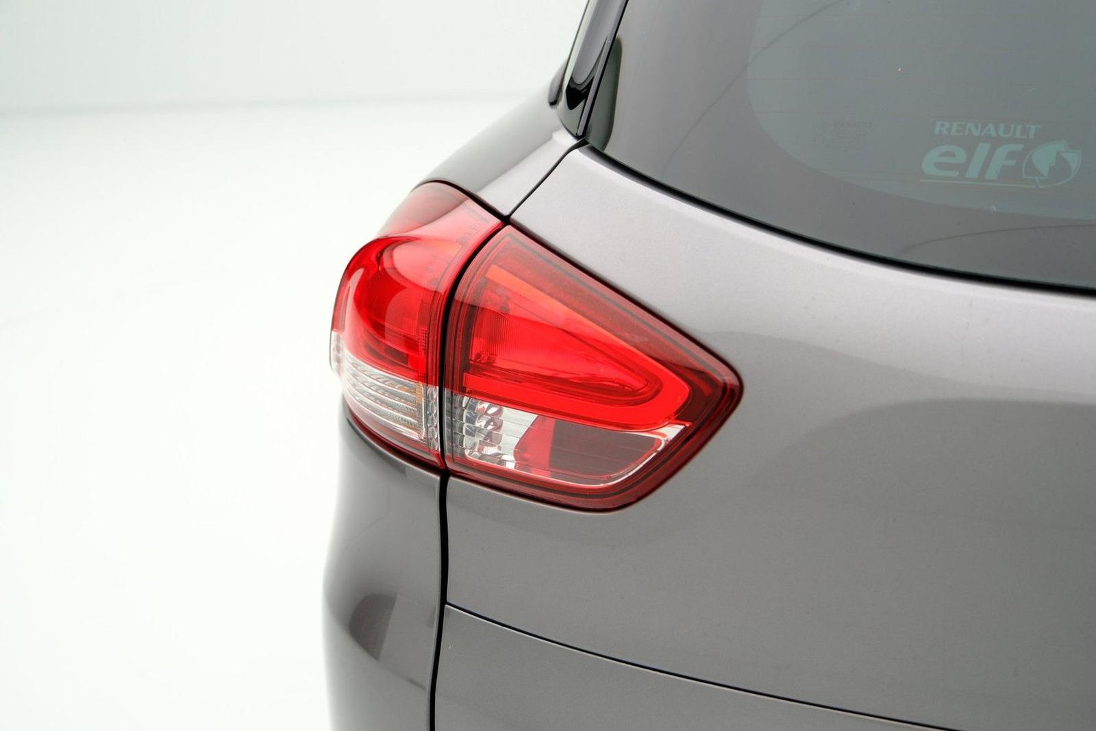 Renault Clio 2014 — photo 19
