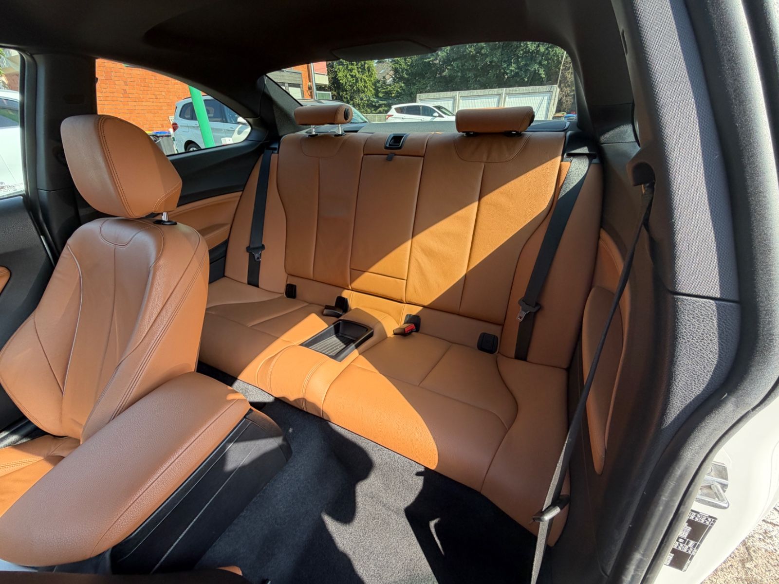 Fahrzeugabbildung BMW 230i Coupe M SPORT AUTOMATIK LED LEDER CAR PLAY