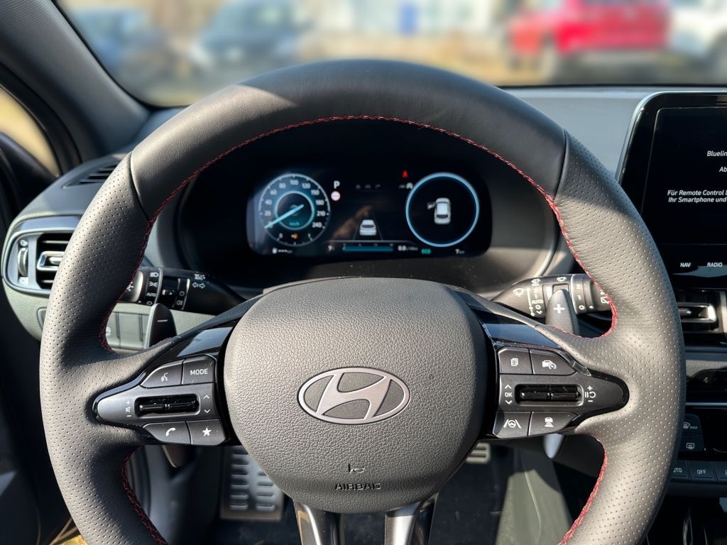 Fahrzeugabbildung Hyundai i30 1.5 T-GDI 48V-Hybrid DCT N Line +PANO+