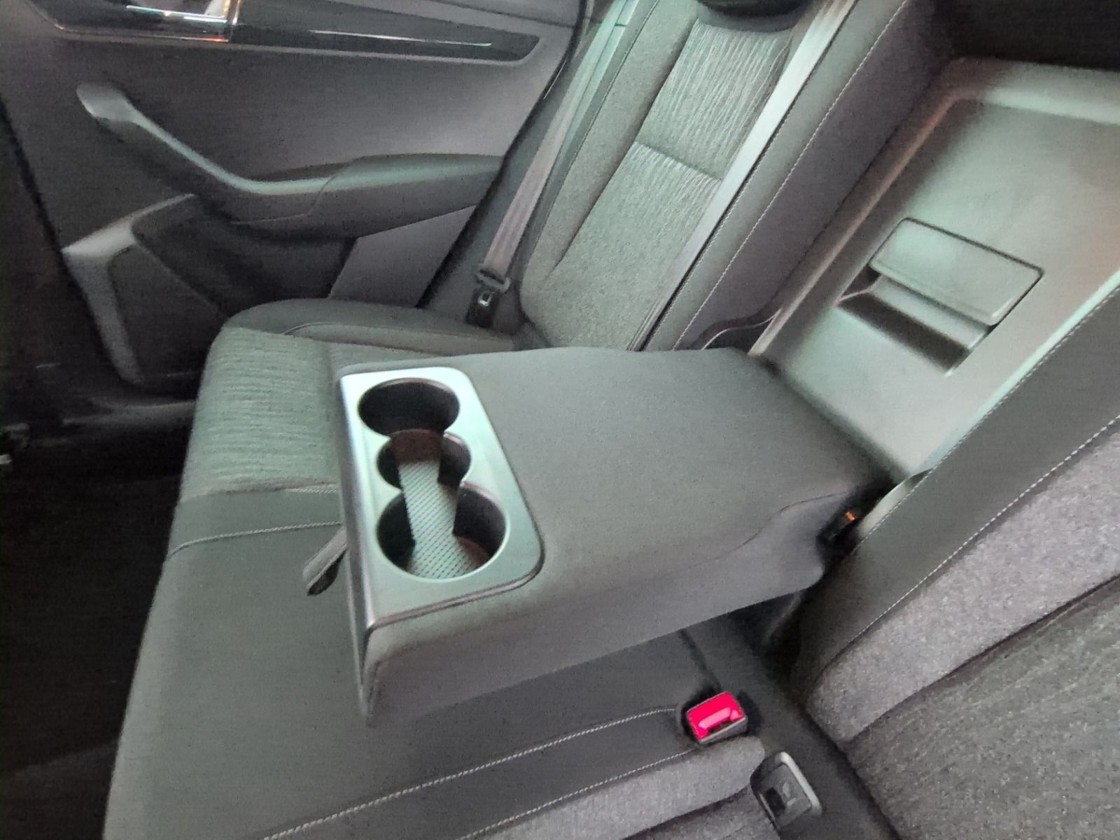 Karoq 1.5 TSI Style NAVI+LED+SHZ+GRA