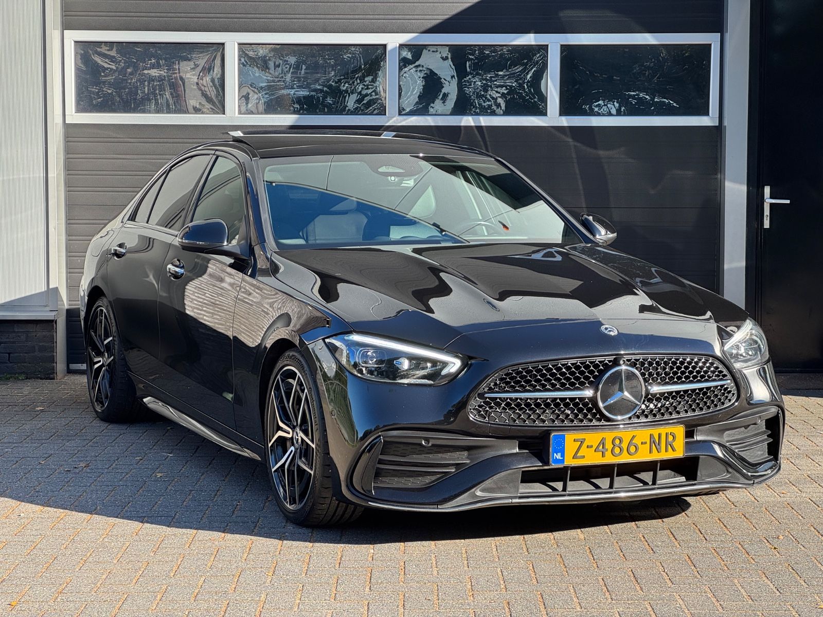 Mercedes-Benz C 300 d AMG Sport Massage/ Pano/ VOl OPTIES imagem 3