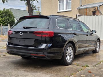 Volkswagen Passat - 5