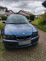 BMW 320i Touring E46 3er 6 Zylinder Kombi - BMW 320 aus 2002: Kombi