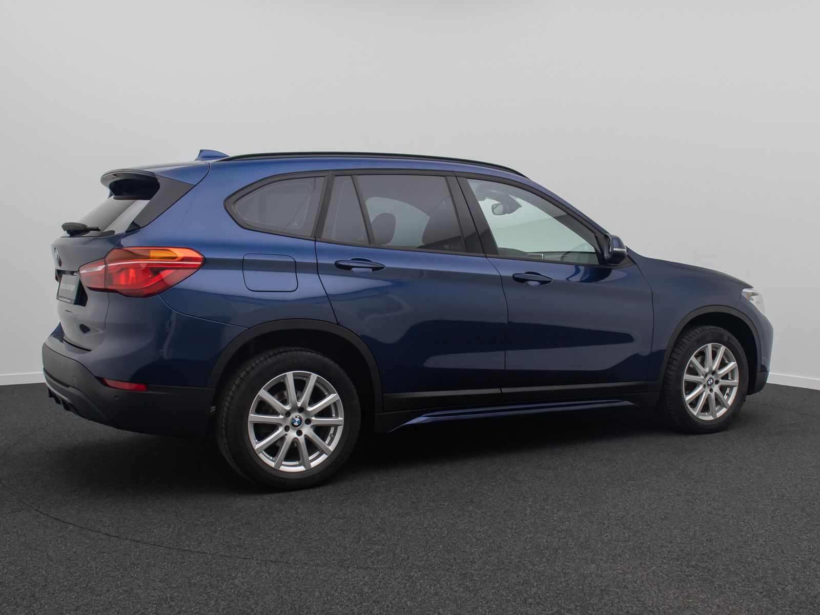 Fahrzeugabbildung BMW X1 sD18d Sport Line ParkAss Navi GeschwindigReg