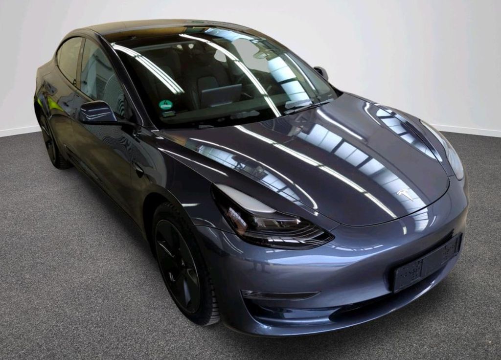 Image of Tesla Model 3