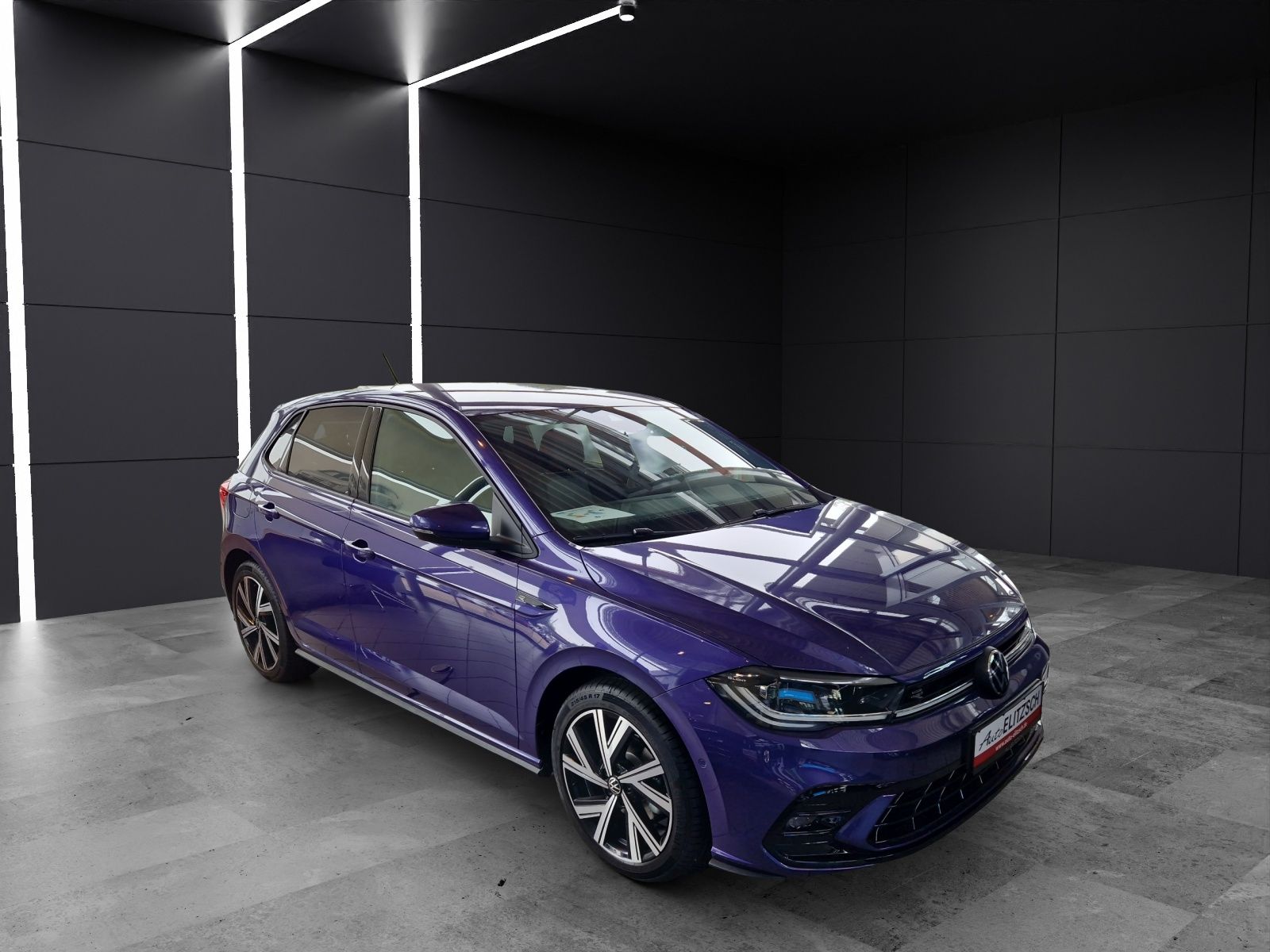 Fahrzeugabbildung Volkswagen Polo R-Line R-Line DSG Matrix ACC Kamera LED NAV