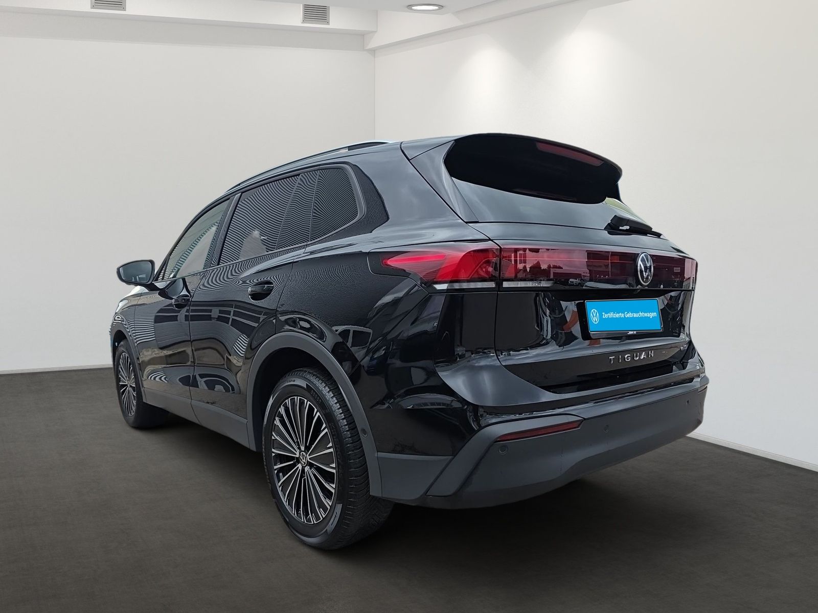 Volkswagen Tiguan 1.5 eTSI Life LED KAMERA SITZHZG foto 5