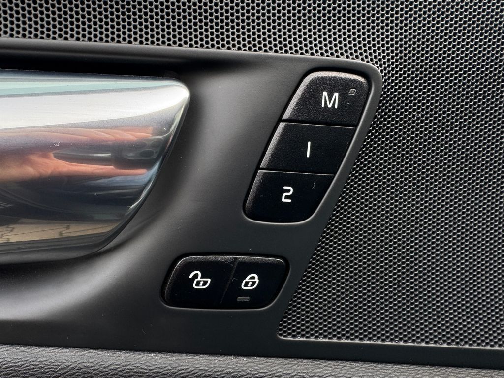 Volvo XC60 R Design Volvo XC60 R Design