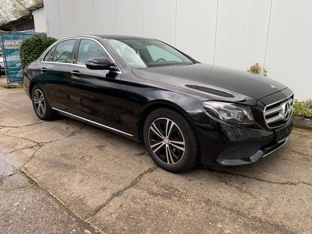 Mercedes-Benz E 220 E -Klasse Lim. E 220 d Avantgarde top Zust