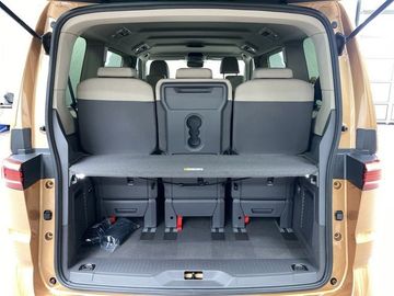Volkswagen T7 Multivan - 12