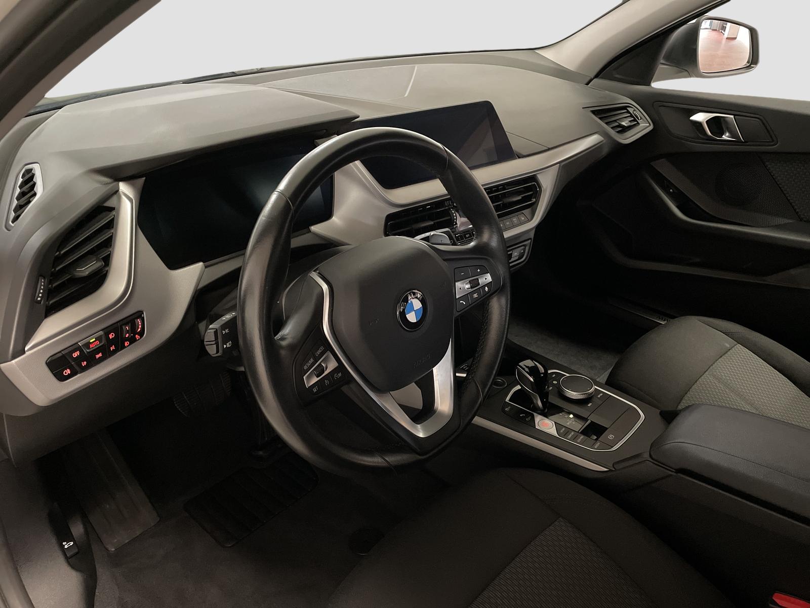 BMW 1 Series i LiveCockpitProf PDC LED Sitzheizung, миниатюра 7