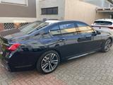 BMW 750i xDrive - Sitzbel. TV, Massage, Softclose - BMW 750 in Hannover