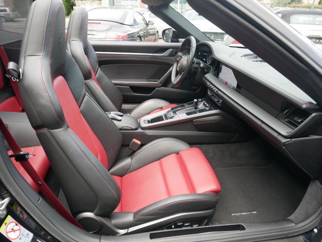992