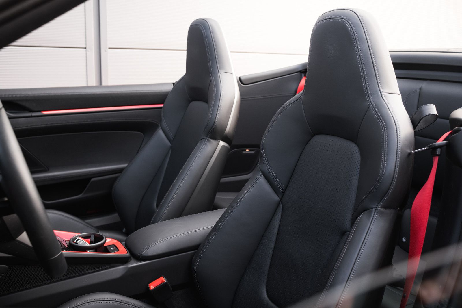 Fahrzeugabbildung Porsche 992/911 GTS 4 Cabrio-Liftsystem-Approved-360Kam.