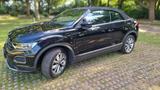 Volkswagen T-Roc Cabr.1,5TSI/DSG/kamera/Werksgarantie - VW T-Roc Gebrauchtwagen in Düsseldorf