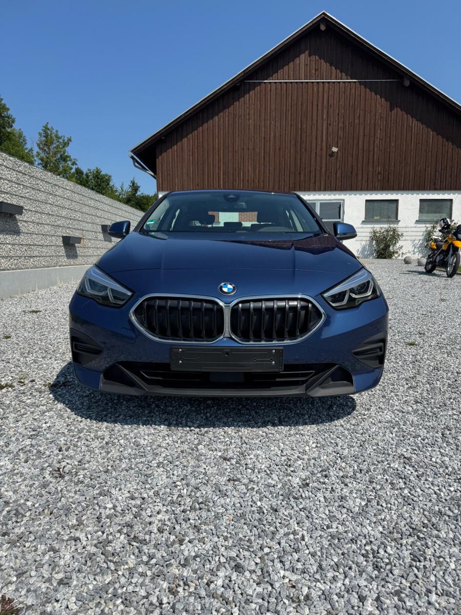 BMW 216 d Gran Coupe Advantage, Autom, Navi, PDC,