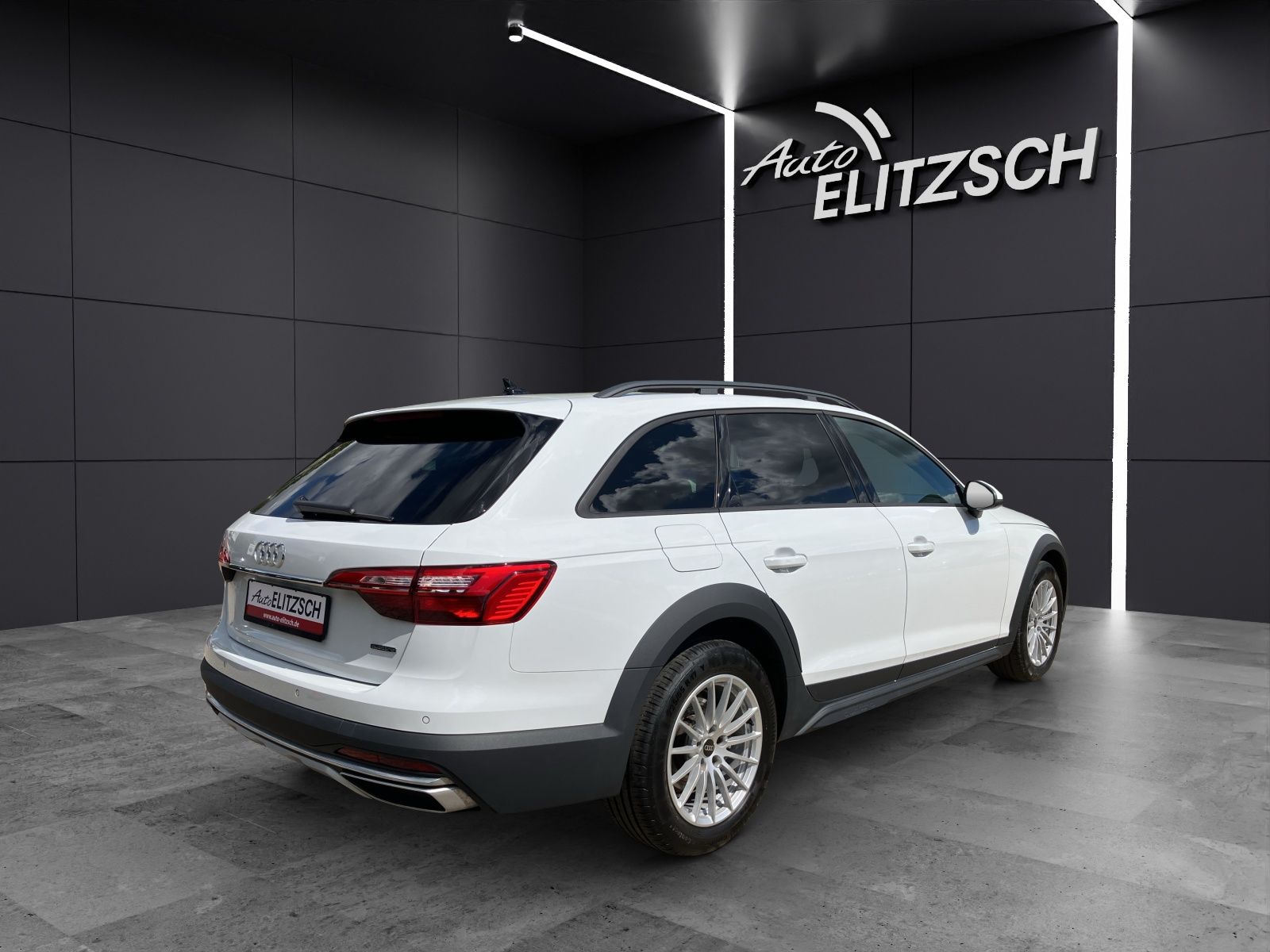 Fahrzeugabbildung Audi A4 Allroad 40 TDI quattro AHK Navi AVC ACC PDC S