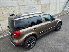 SKODA Yeti Adventure 4x4 2.0TDI 150PS AHK Xenon Mwst.