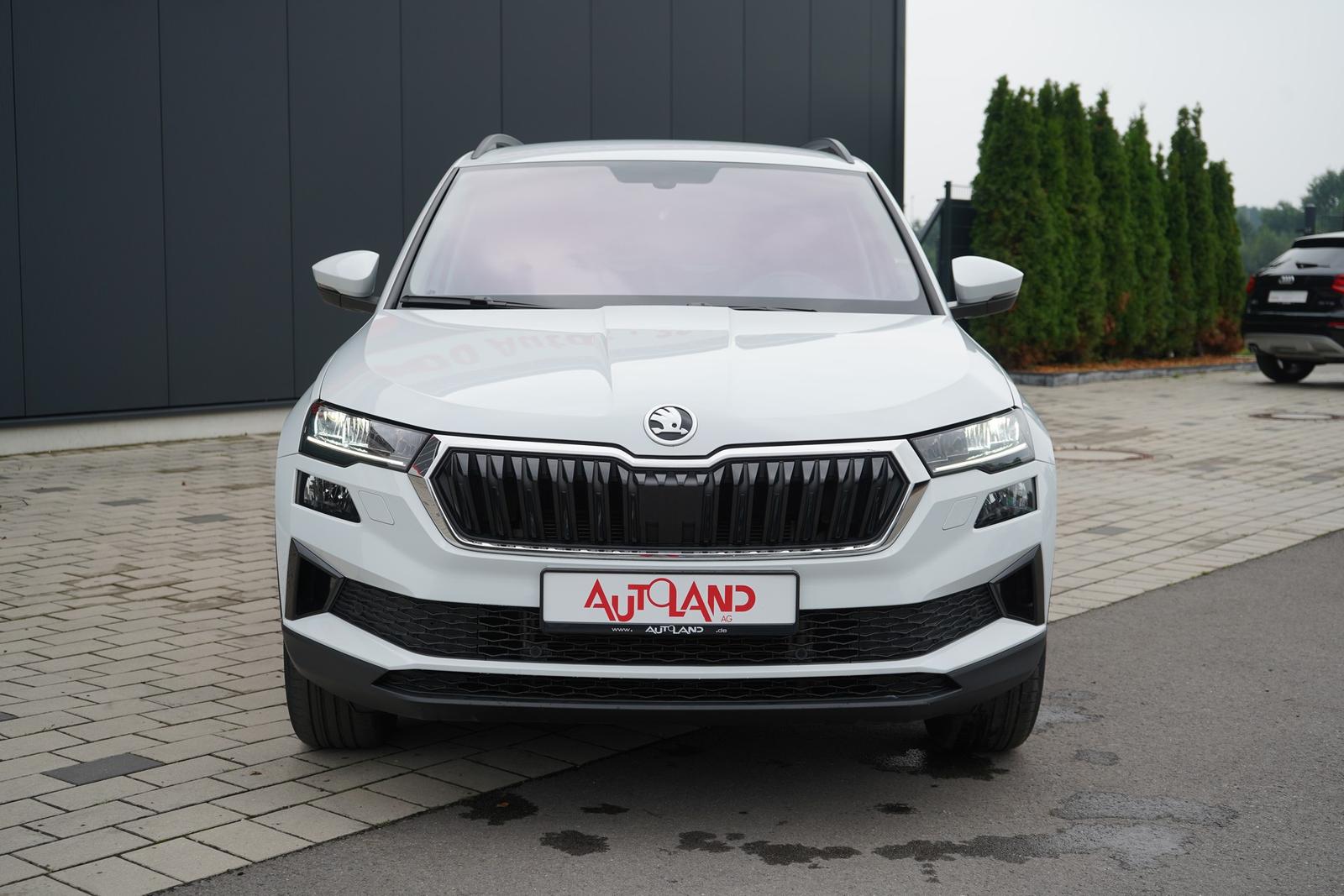 Skoda Karoq 1.5 TSI Tour DSG LED Navi Kamera PDC DAB